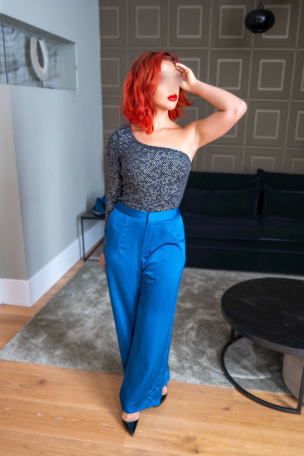 Facetune_21-08-2025-19-00-40